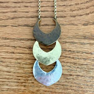 Lucky Brand | Tri-Color Hinged Pendant | 34” Adjustable